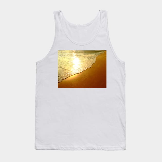 the line between two worlds Tank Top by terezadelpilar